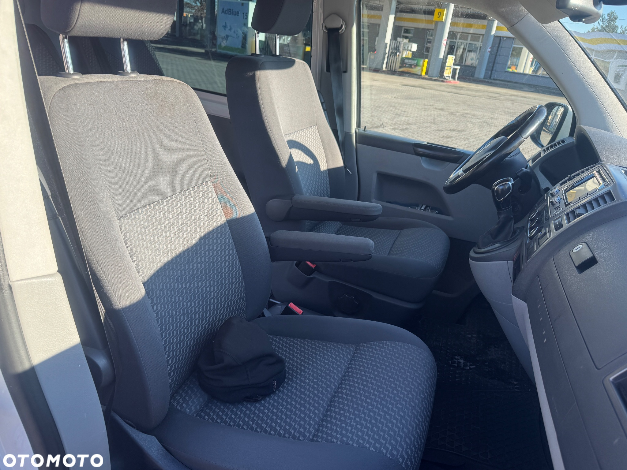 Volkswagen Transporter Caravelle DSG Edition - 11