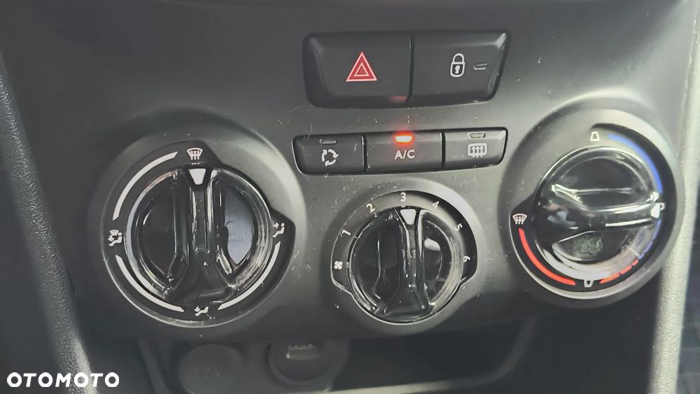 Peugeot 208 BlueHDi 100 Allure - 6