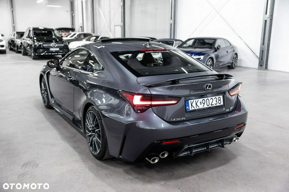 Lexus RC - 12
