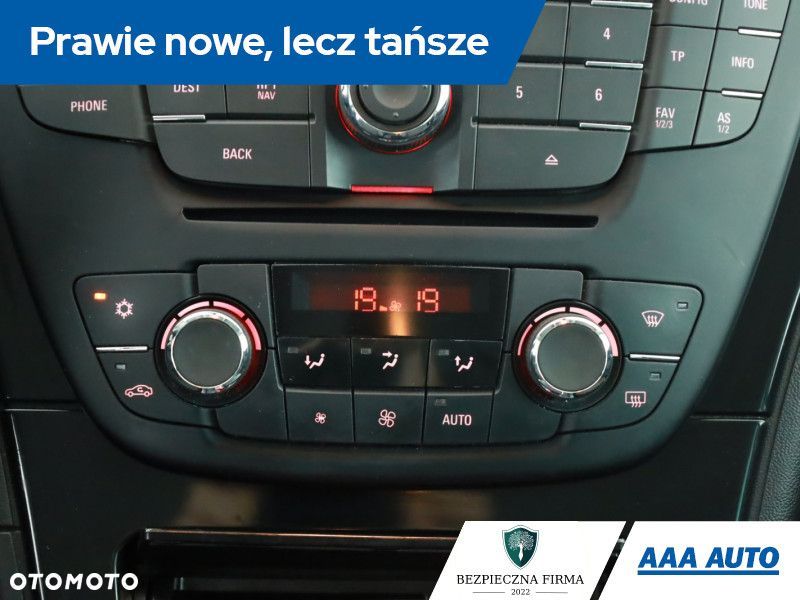 Opel Insignia - 13