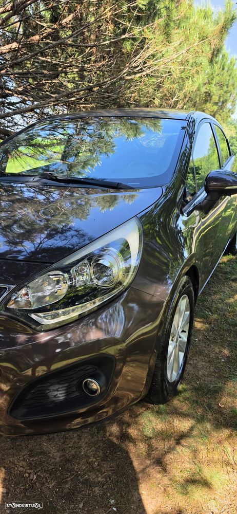 Kia Rio 1.2 CVVT More Edition - 1