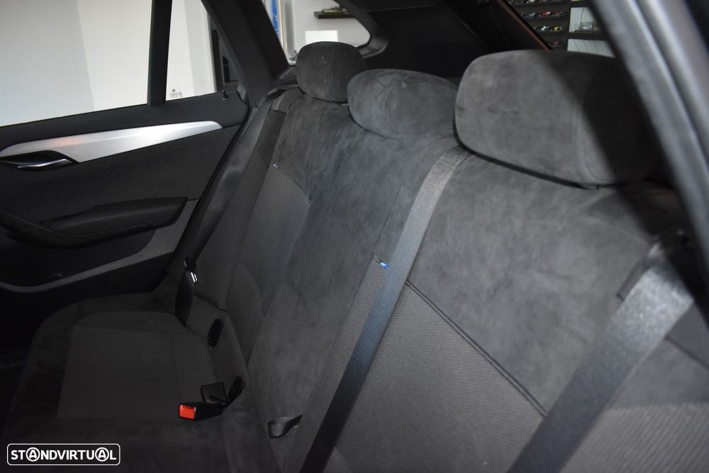 BMW X1 16 d sDrive Auto Pack M - 50