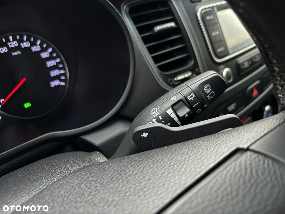 Kia Carens 2.0 GDI Automatik Edition 7 - 20