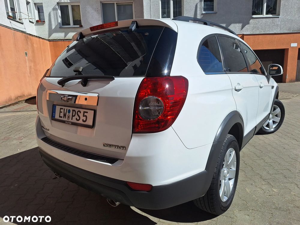 Chevrolet Captiva 2.4 2WD Travel Edition - 11