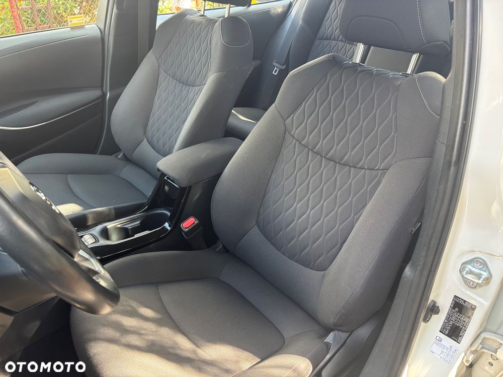Toyota Corolla 1.5 Comfort - 12