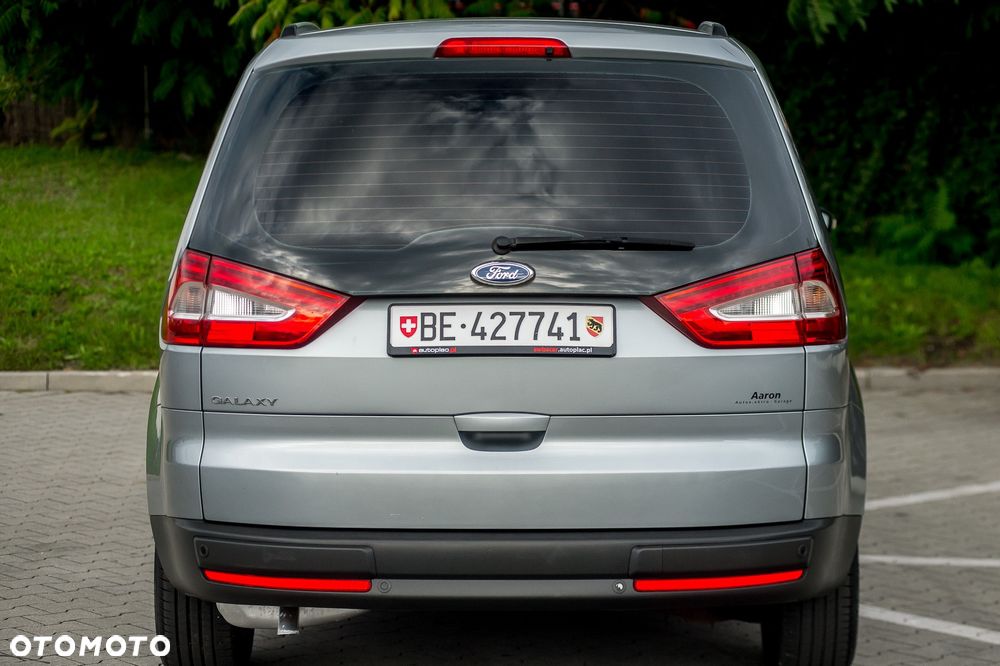 Ford Galaxy 2.0 FF Ghia - 12