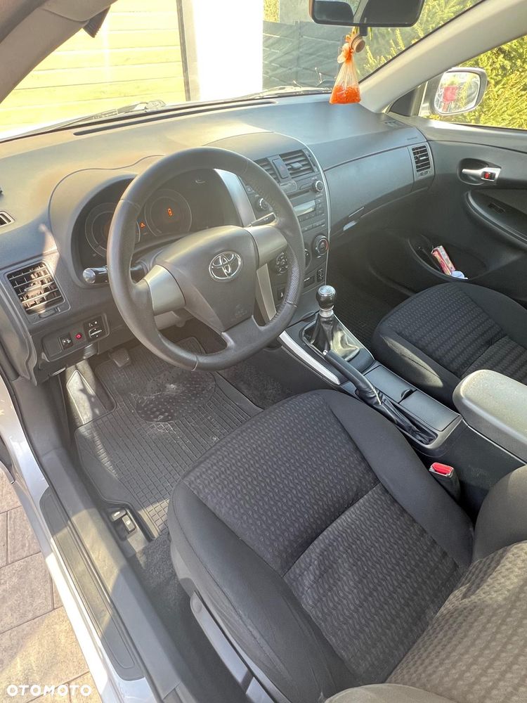 Toyota Corolla 1.4 D-4D Terra - 22