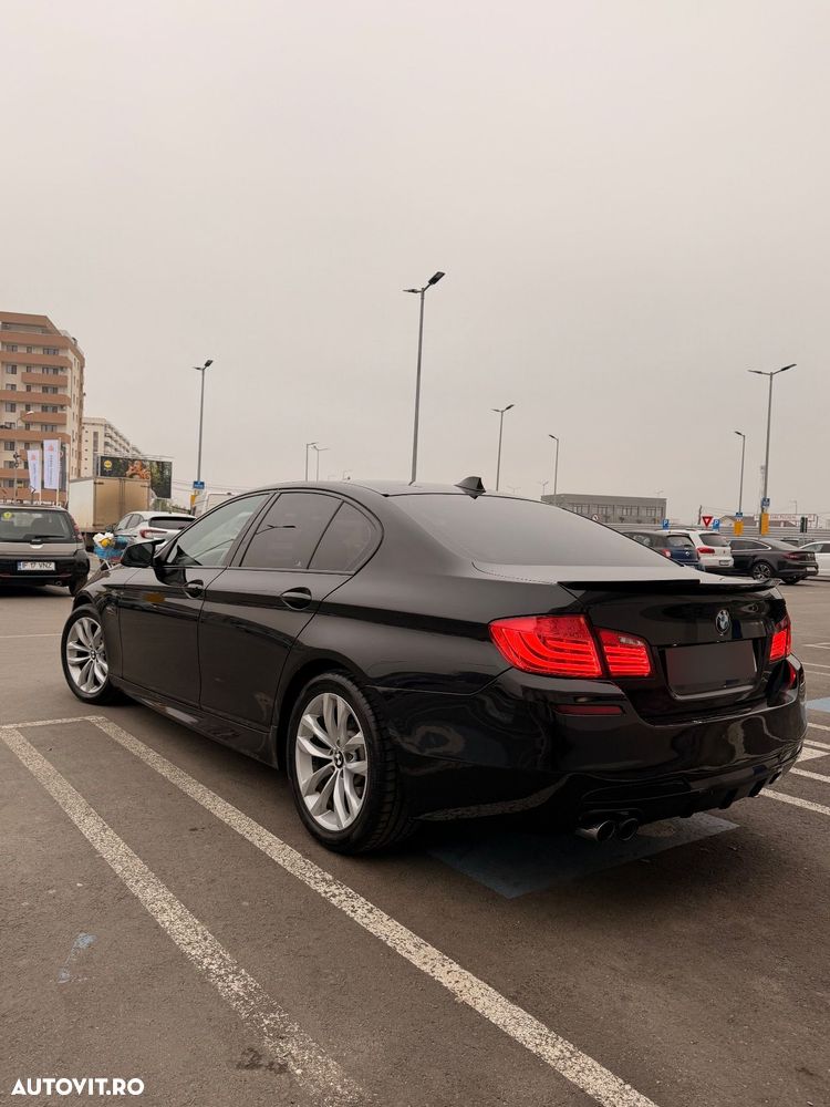 BMW Seria 5 520d - 12