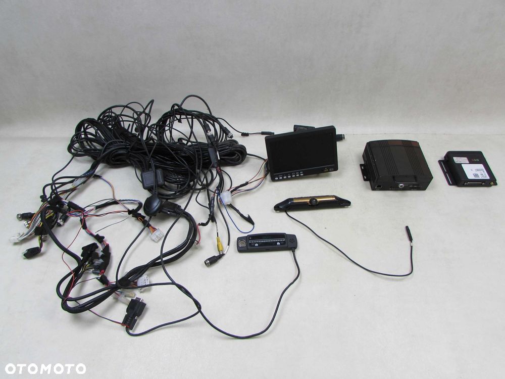 MITSUBISHI CANTER FUSO IVECO MONITORING GPS CCTV SYSTEM KAMER 360 AUTA LOKALIZATOR VISION - 2