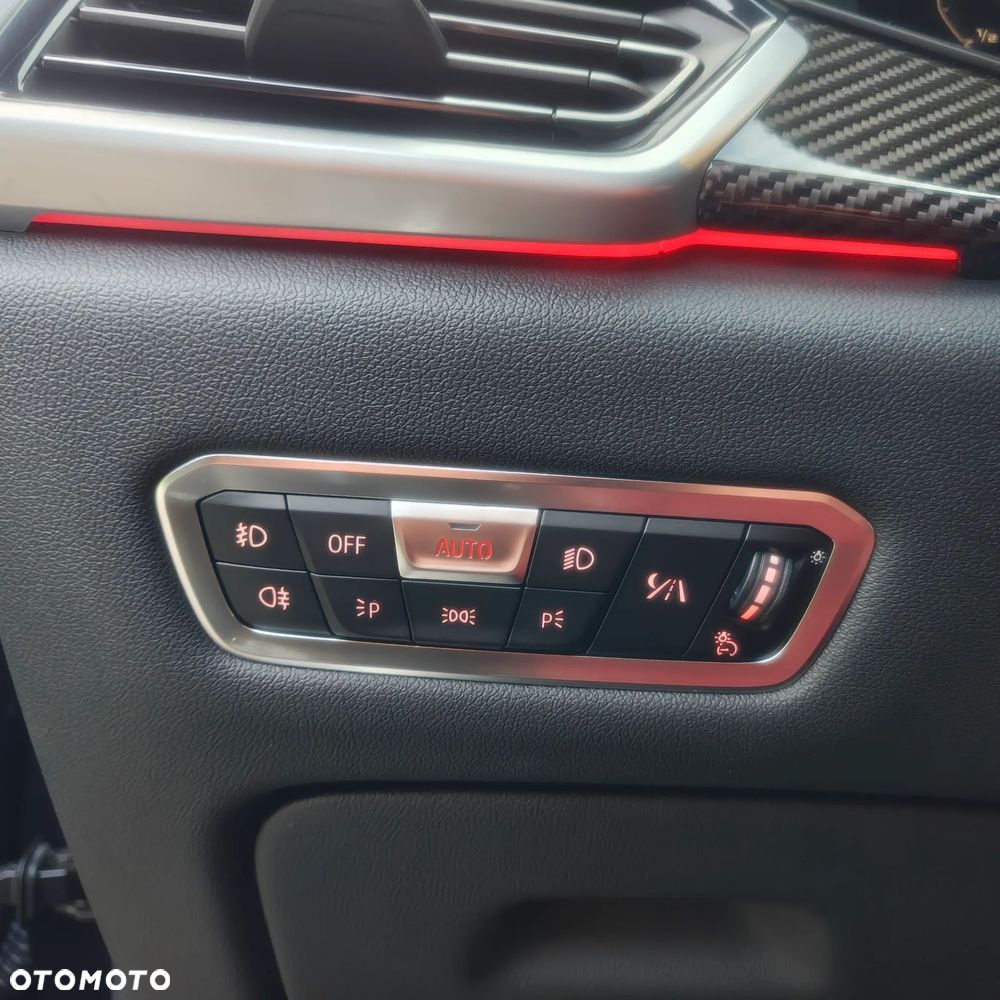 BMW X6 M50i - 24