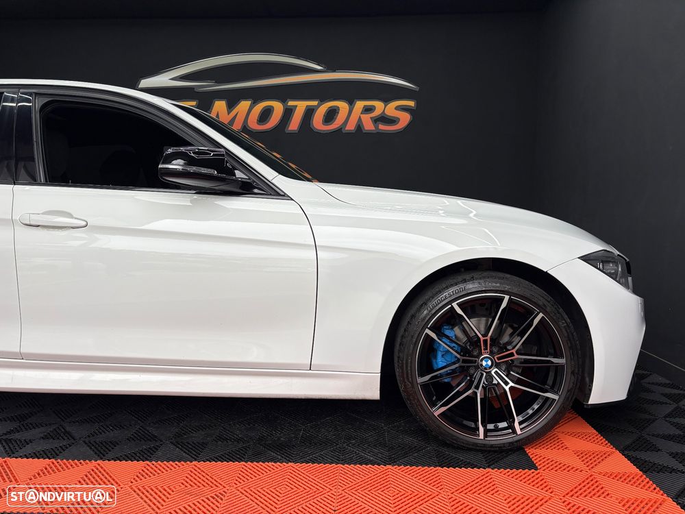 BMW 320 d xDrive Pack M - 24