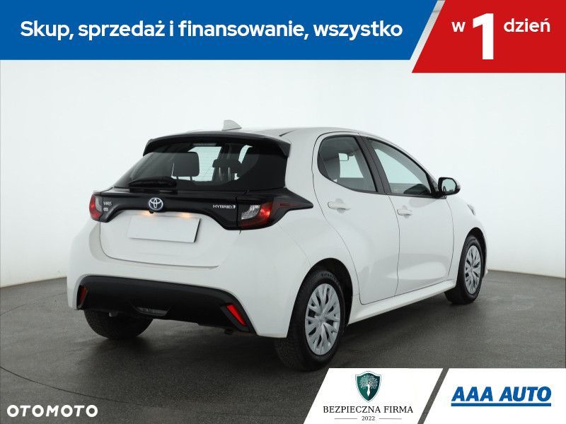 Toyota Yaris - 7