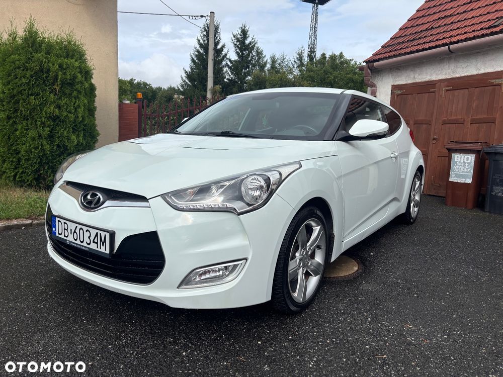 Hyundai Veloster 1.6 GDI Style - 1