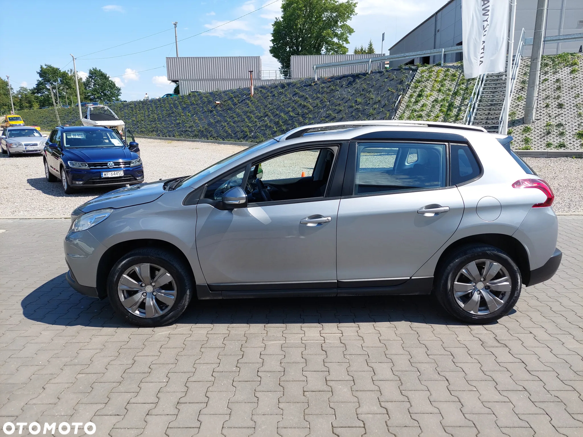 Peugeot 2008 - 6
