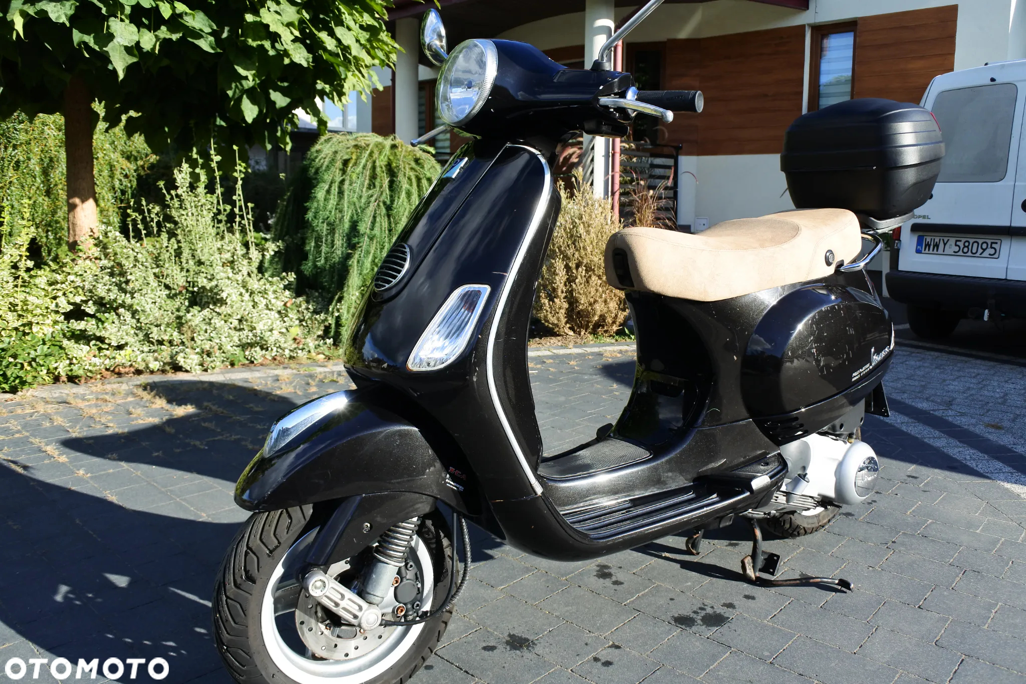 Vespa LX - 2