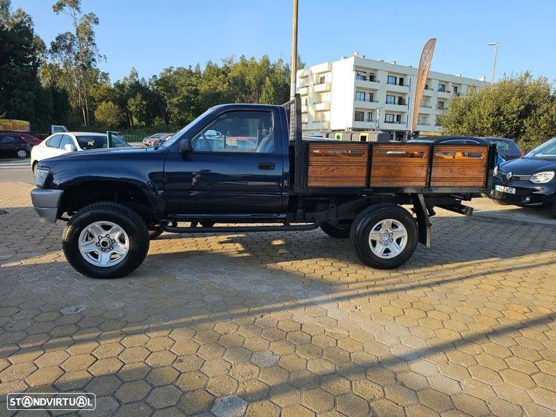 Toyota Hilux 2.4 D LN105L Cx Madeira - 4