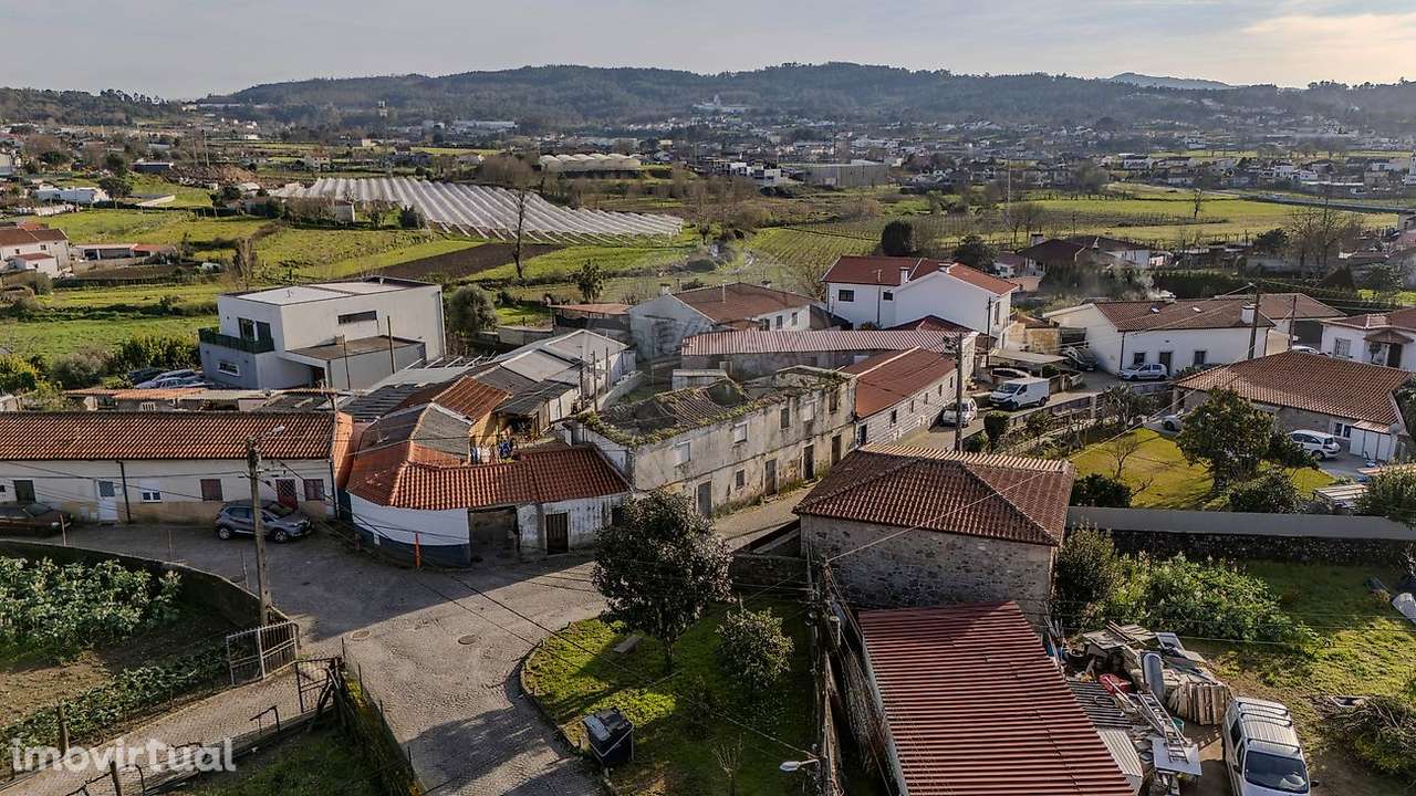 Moradia T6 para venda - Grande imagem: 2/14