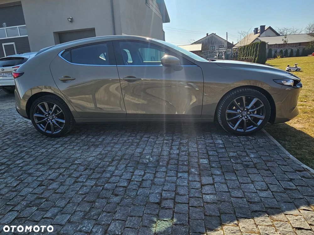 Mazda 3 e-SKYACTIV-G 140 M HYBRID EXCLUSIVE-LINE - 8