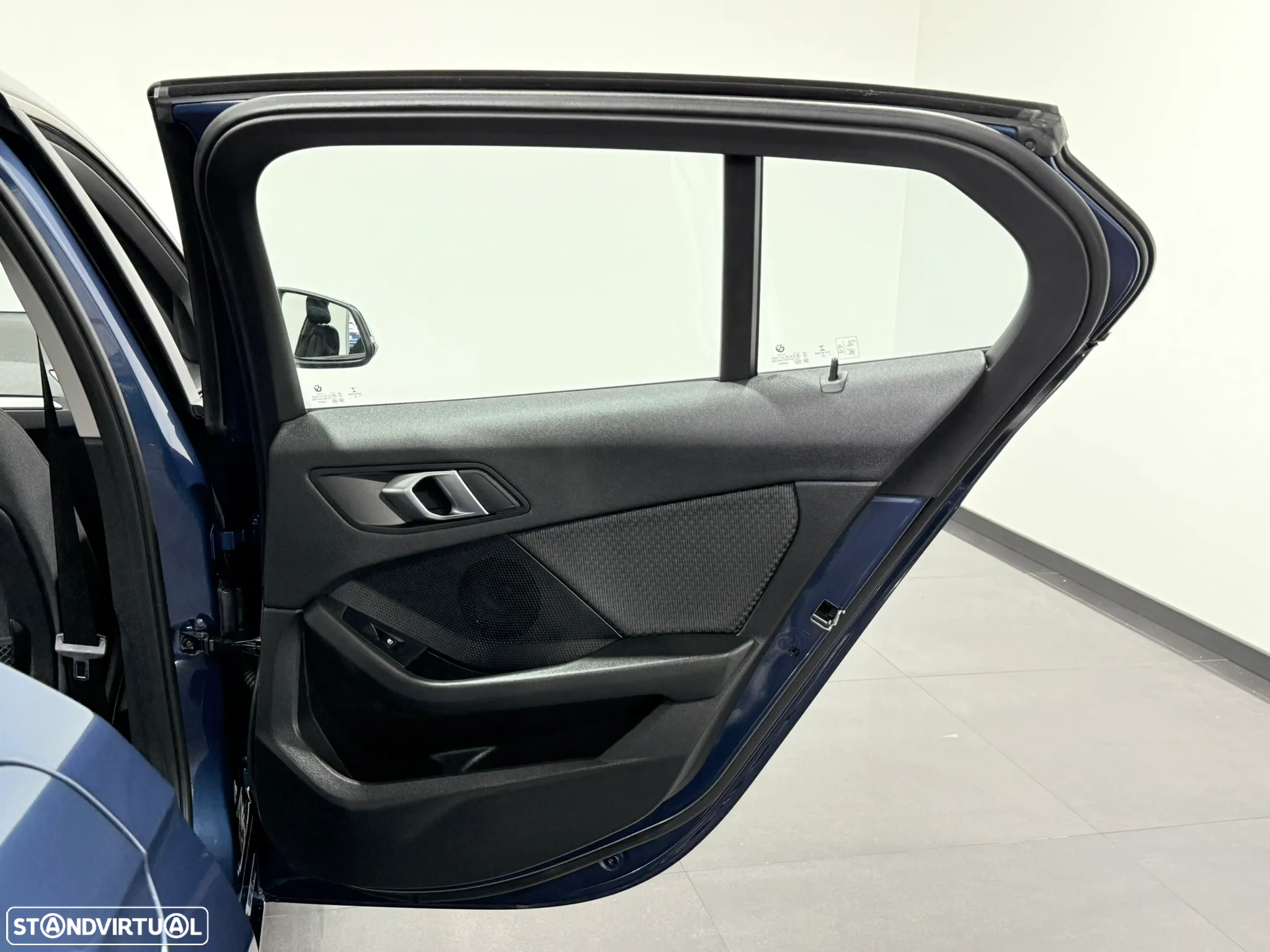 BMW 116 d EDynamics Advantage - 43