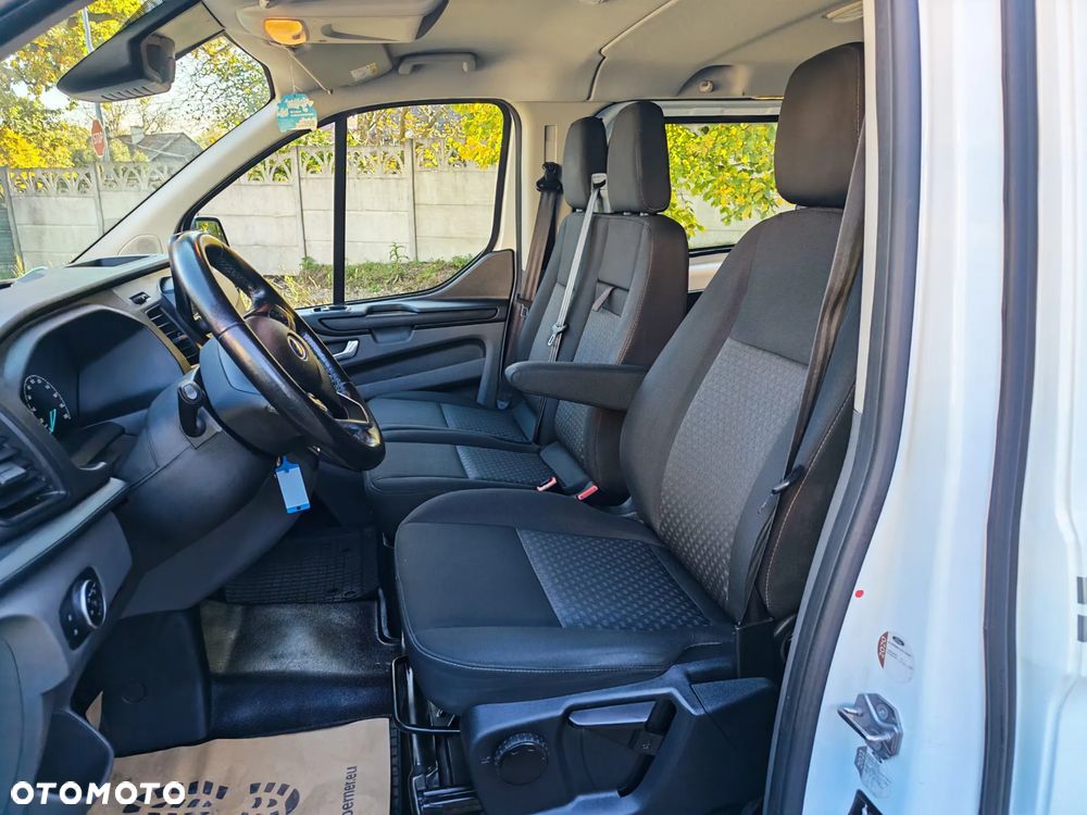 Ford Transit Custom - 19