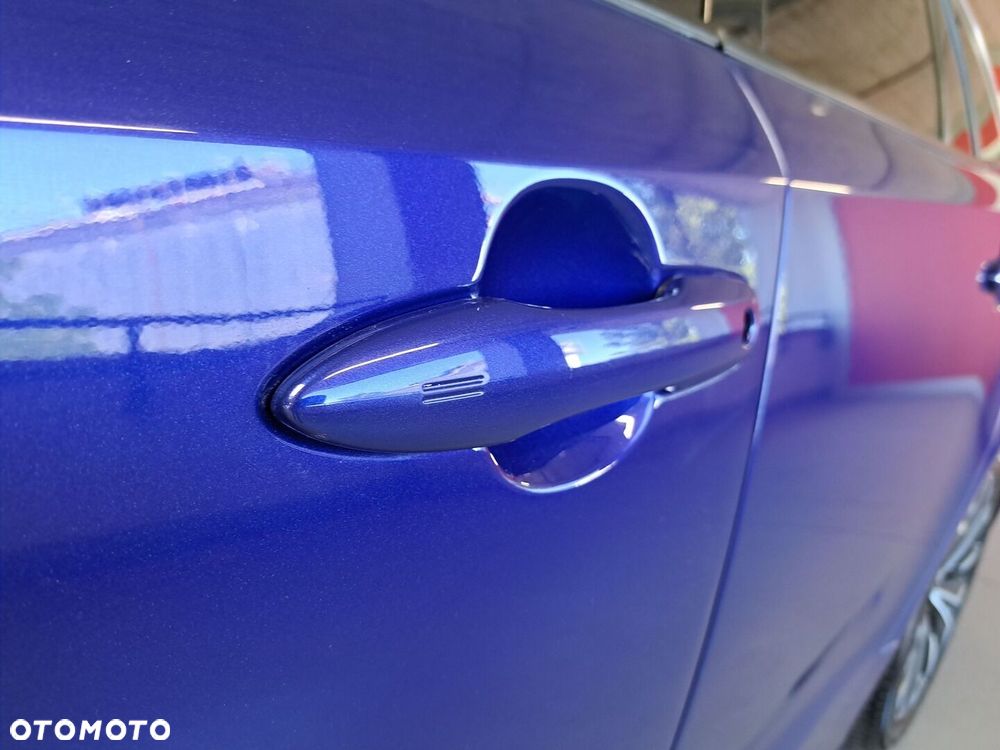 Toyota Corolla 1.8 Hybrid Style - 38