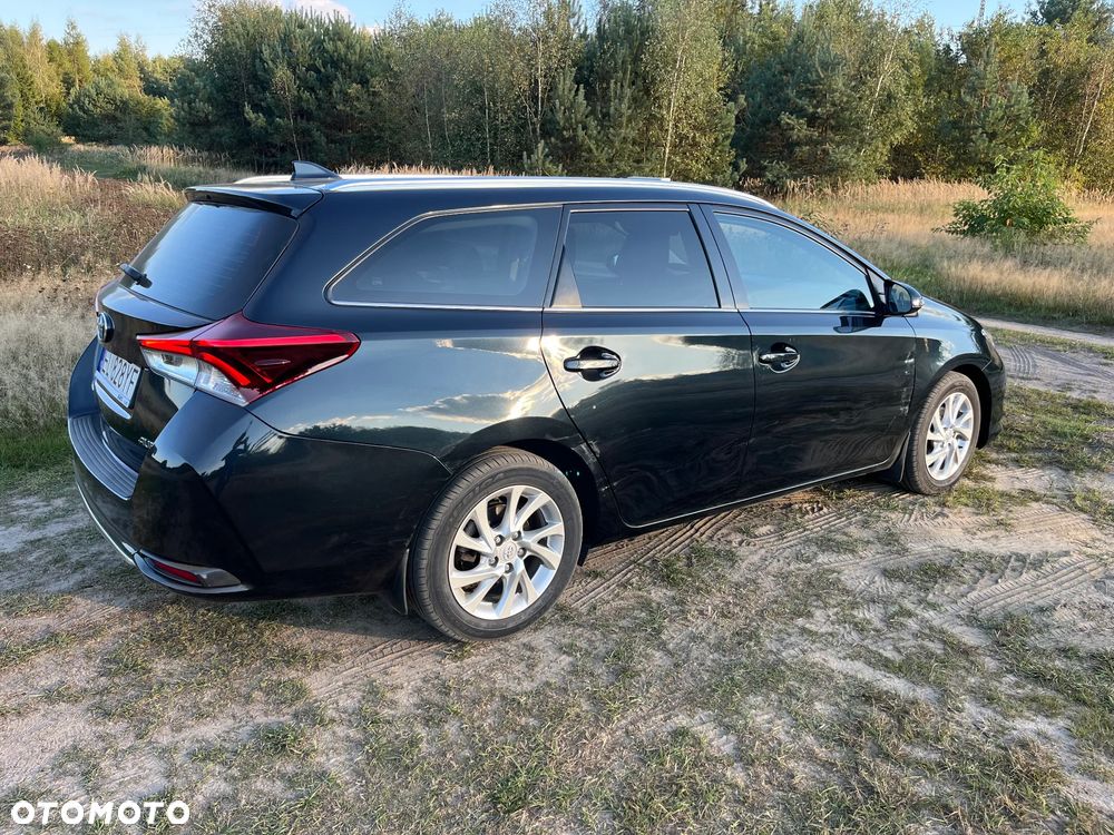 Toyota Auris 1.6 Comfort - 8