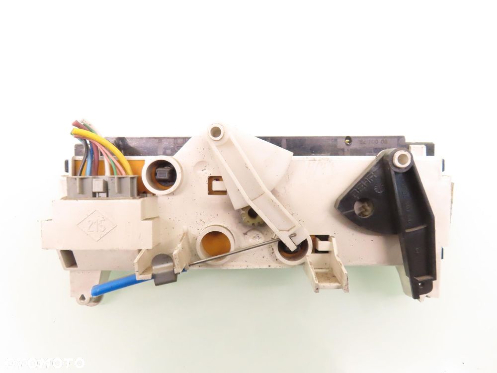 PANEL NAWIEWU Z AC RENAULT KANGOO I - 2