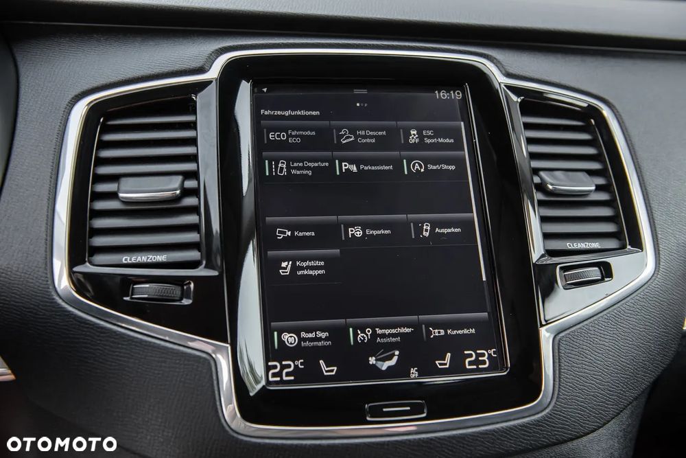 Volvo XC 90 D5 AWD Geartronic Momentum - 23