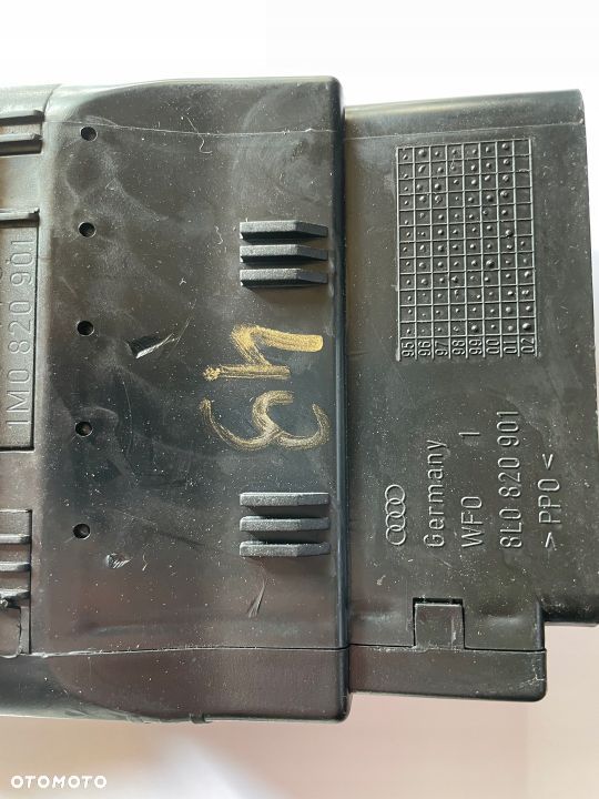 KRATKI NAWIEWU LEWA I PRAWA SEAT AUDI A3 8L0820901 - 7