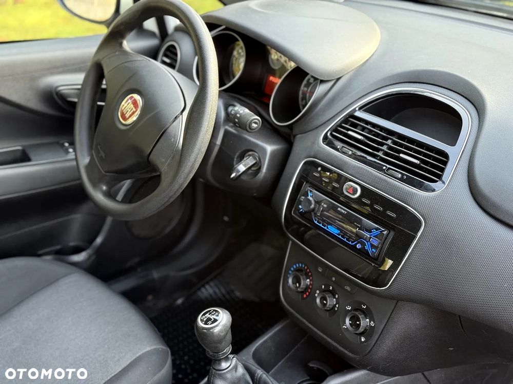 Fiat Grande Punto - 5