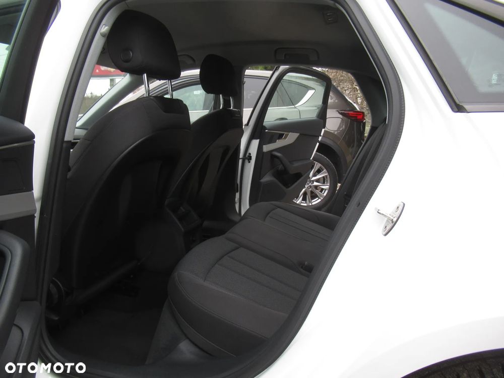 Audi A4 Limousine 35 TFSI S tronic - 7