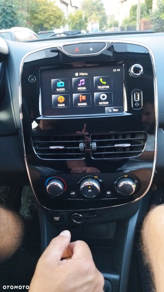Renault Clio - 14