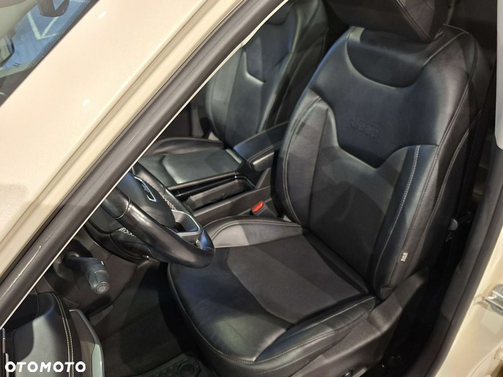 Jeep Compass - 19