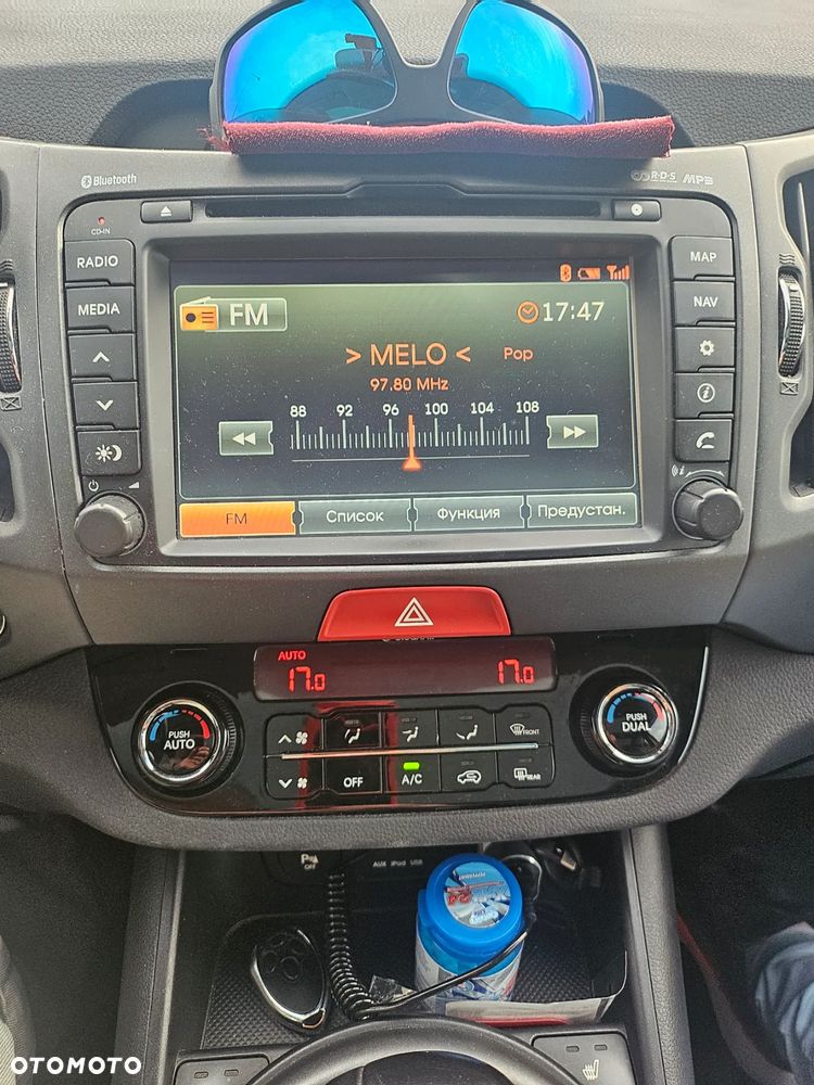 Kia Sportage 2.0 CRDI AWD Vision - 11