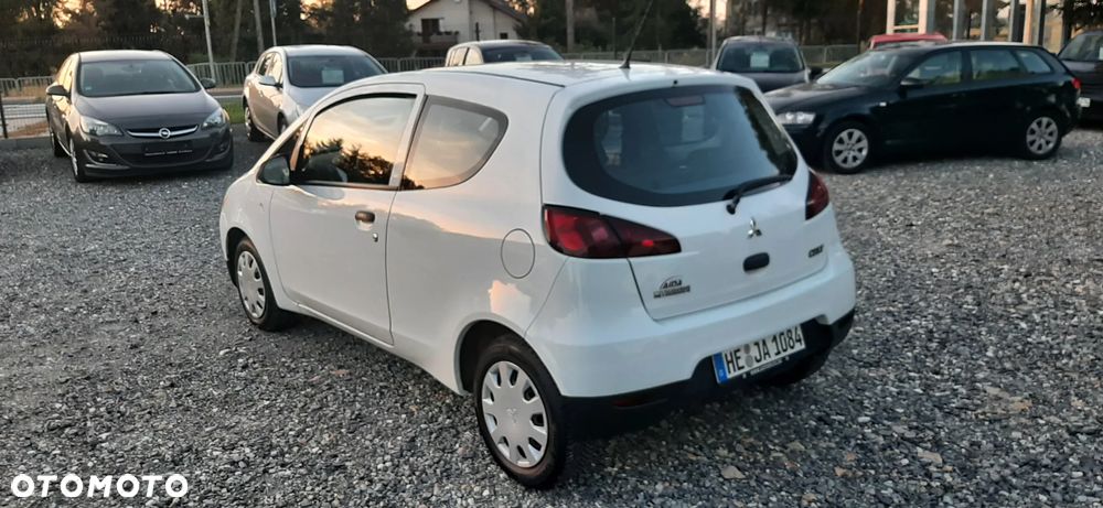 Mitsubishi Colt - 26
