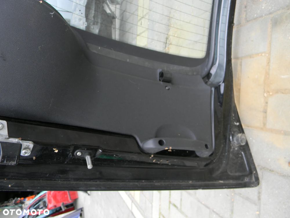 klapa bagażnika tył OPEL CORSA C Z20R - 11