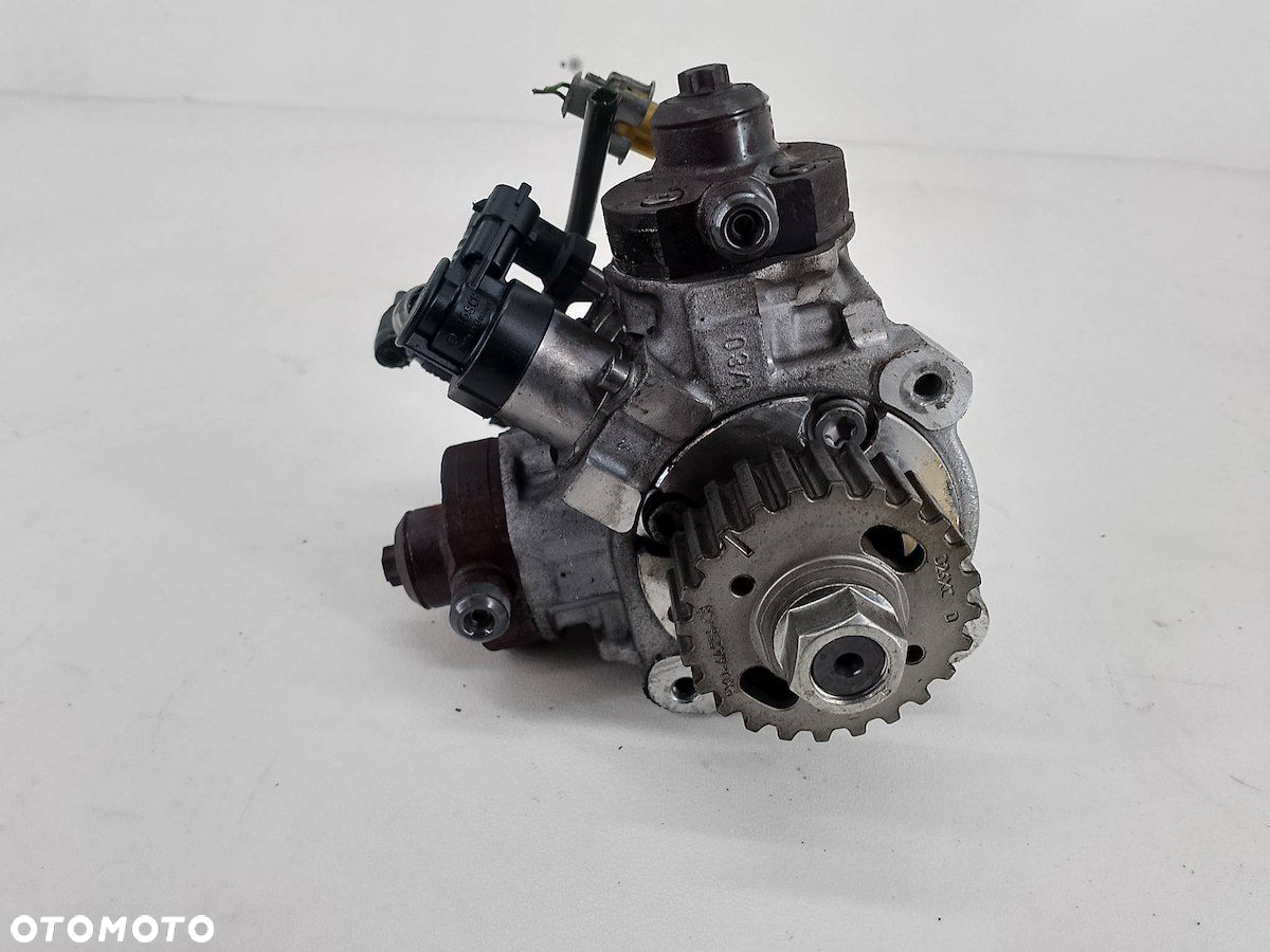 POMPA WTRYSKOWA JAGUAR XF X250 9X2Q9B395CA  0445010614 - 3