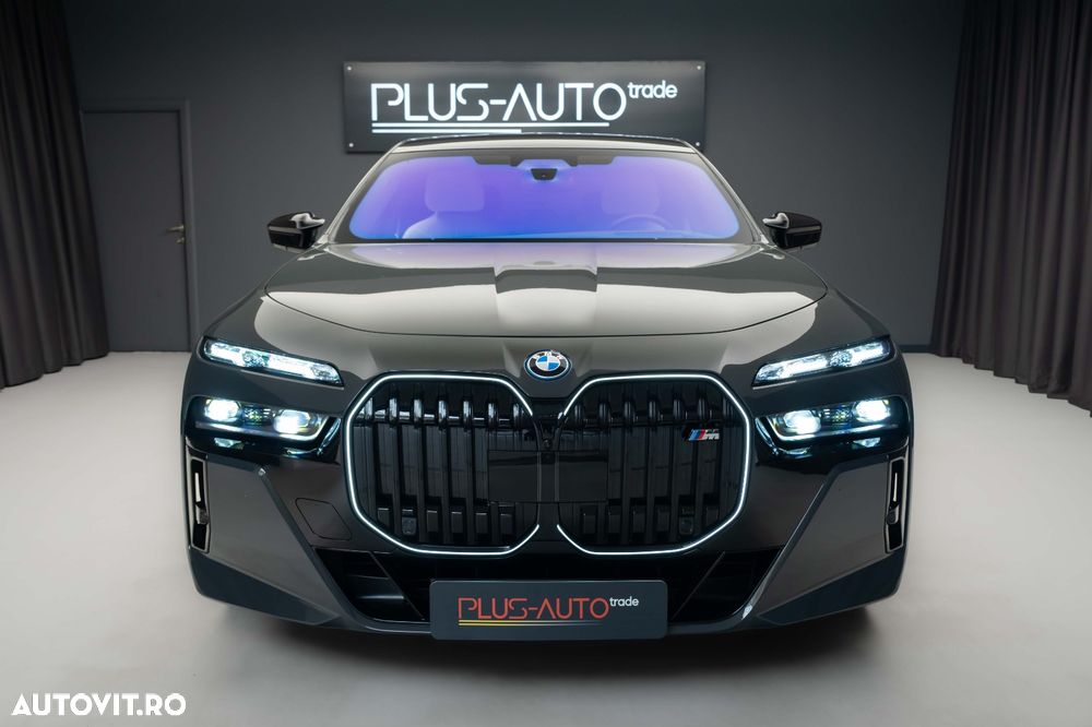 BMW M7 M760e xDrive AT PHEV - 2