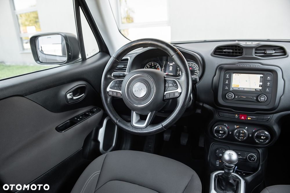 Jeep Renegade - 26