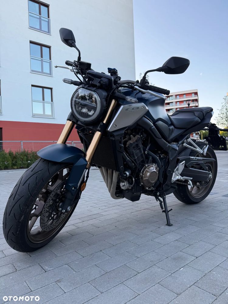 Honda CB - 24