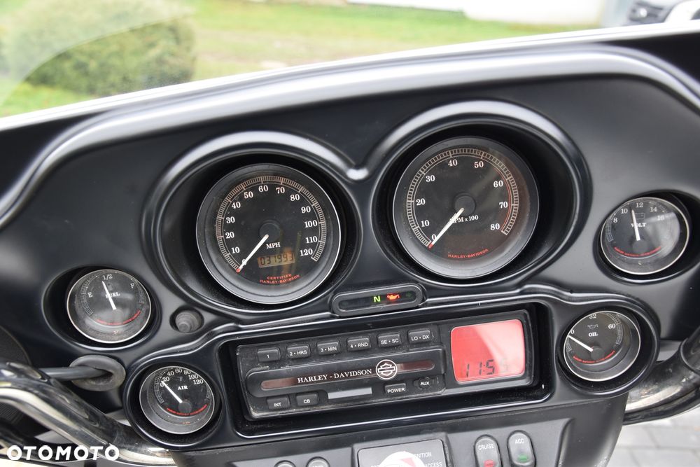 Harley-Davidson Touring Electra Glide - 9