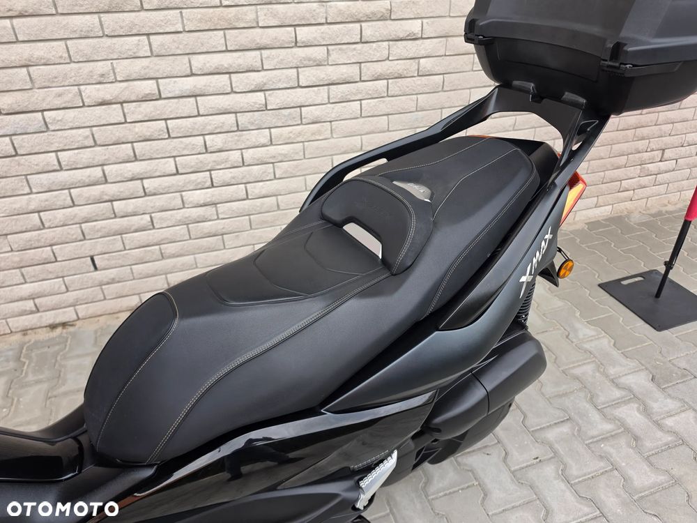 Yamaha X-max - 16