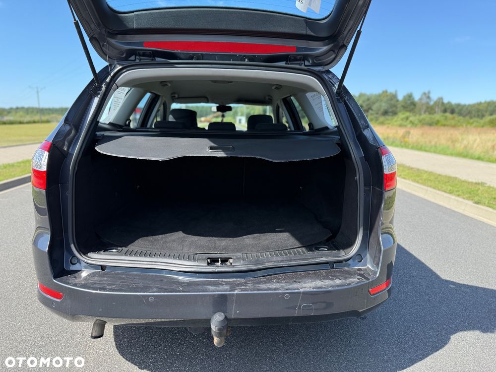 Ford Mondeo 2.0 Titanium - 19