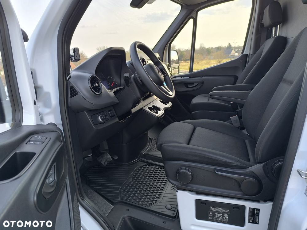 Mercedes-Benz Sprinter 315, Automat, Mroźnia, Chłodnia + Funkcja Grzania, Długi (4.25m) - 17