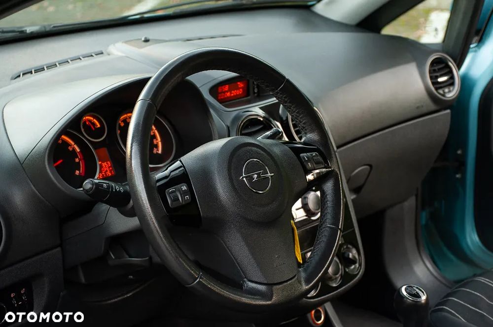 Opel Corsa - 38