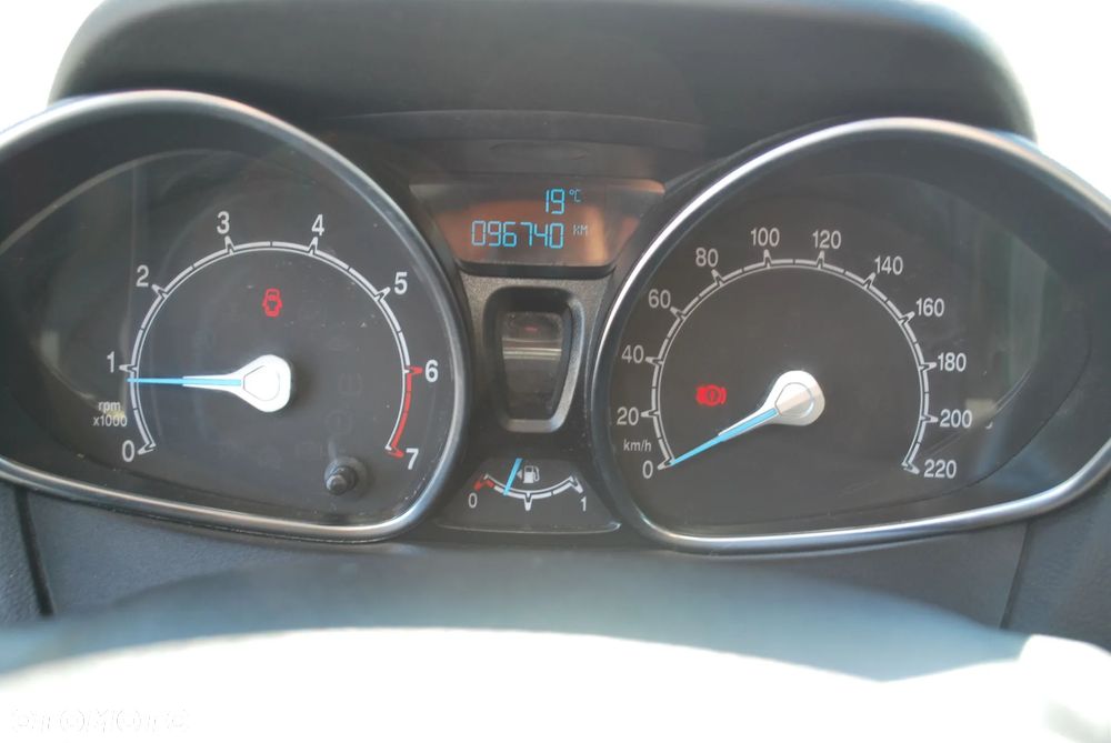 Ford B-MAX - 13
