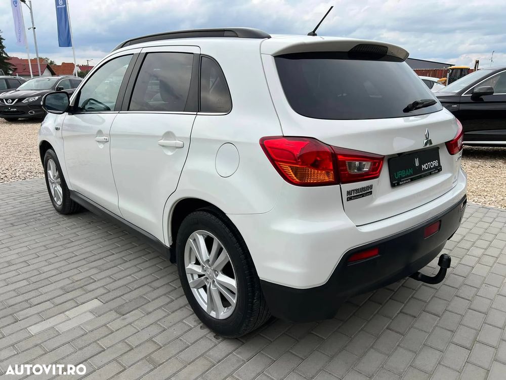 Mitsubishi ASX 1.8 DI-D 4WD Instyle - 11