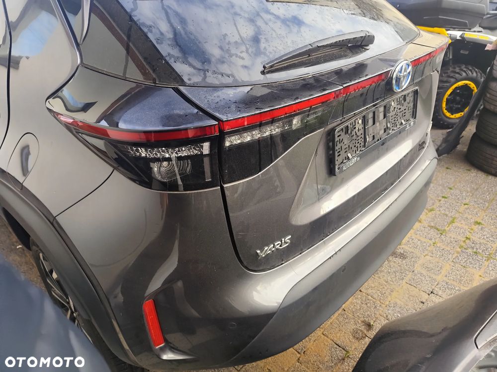 Toyota Yaris Cross Hybrid 1.5 VVT-i Team Deutschland - 12