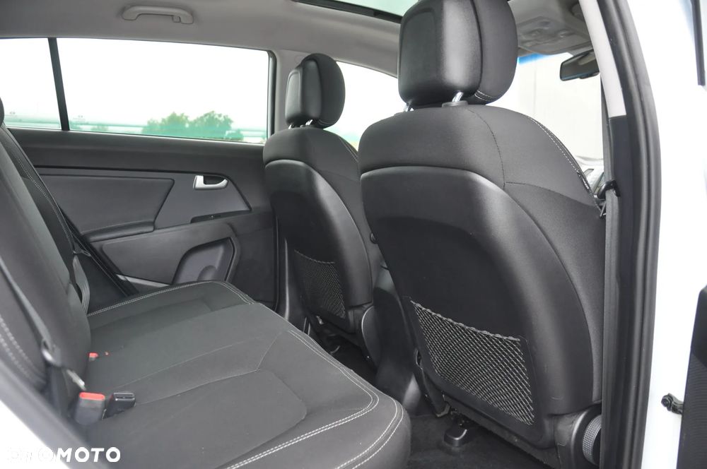 Kia Sportage 1.7 CRDI 2WD Spirit - 28