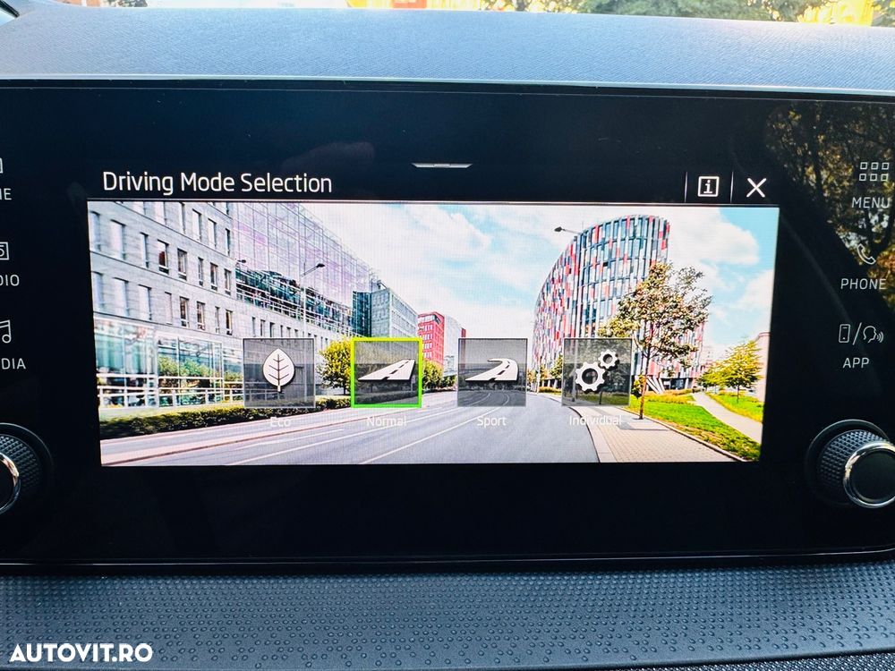 Skoda Fabia 1.0 TSI Tour - 11